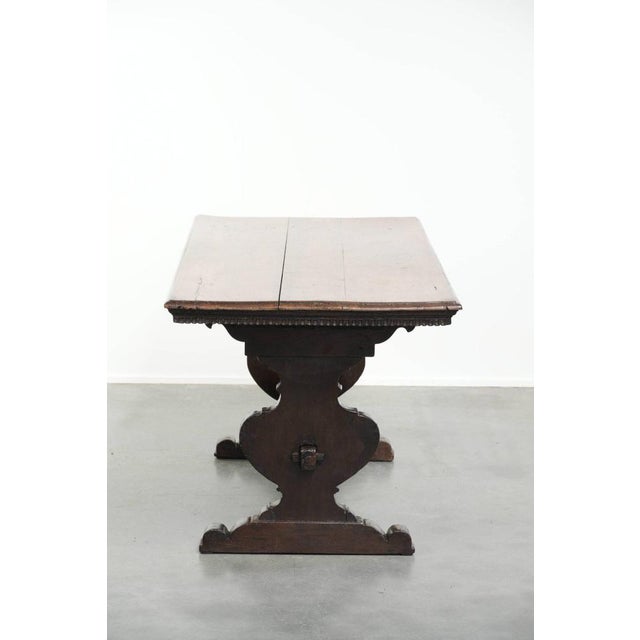 Antique Italian Dining Table in Walnut, 1500s For Sale - Image 3 of 14