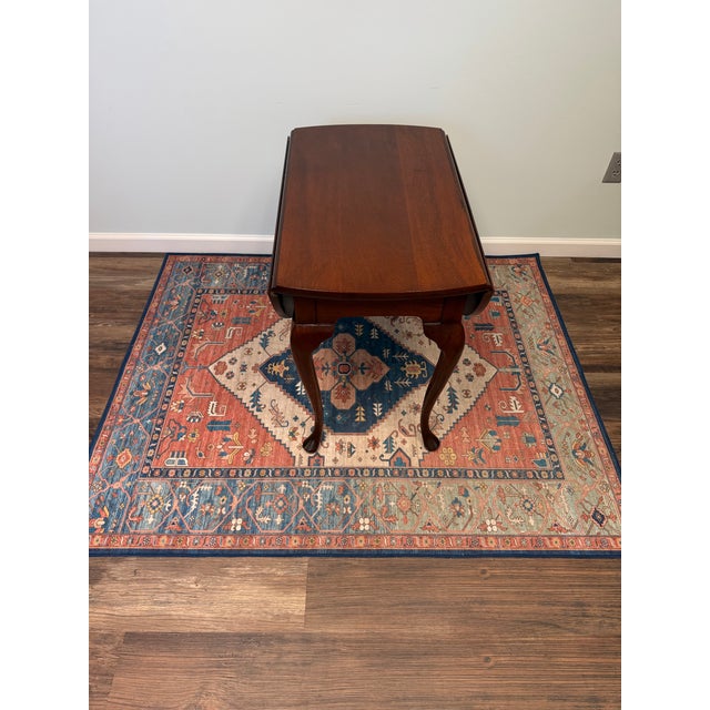 Brown Pair of Early 20th Century Traditional Queen Anne–Style Drop-Leaf Side Tables For Sale - Image 8 of 9