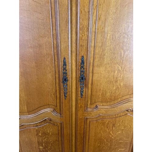 Brown Vintage French Wardrobe in Oak For Sale - Image 8 of 10