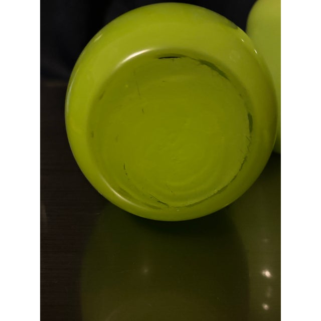 1950s Vintage Chartreuse Blown Glass Vase Set For Sale - Image 5 of 6