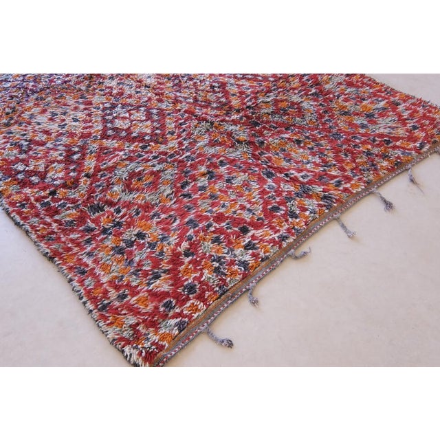 Ruby Red 1980s Moroccan Beni M'Guild Rug - 9.2 X 5.9 Ft For Sale - Image 8 of 9