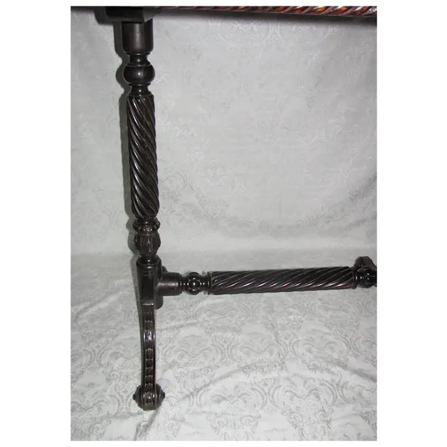 Early 19th Century Antique English Colonial Mahogany Center Table Circa 1835 For Sale - Image 5 of 9