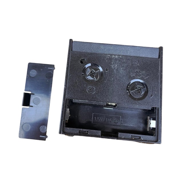 Mid-Century Modern Black Tempic Alarm Clock in Modern Style, Germany 1970s. For Sale - Image 3 of 8