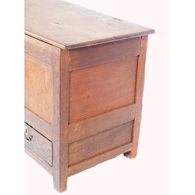 Pilgrims Chest, C. 1690-1720 For Sale In New York - Image 6 of 9
