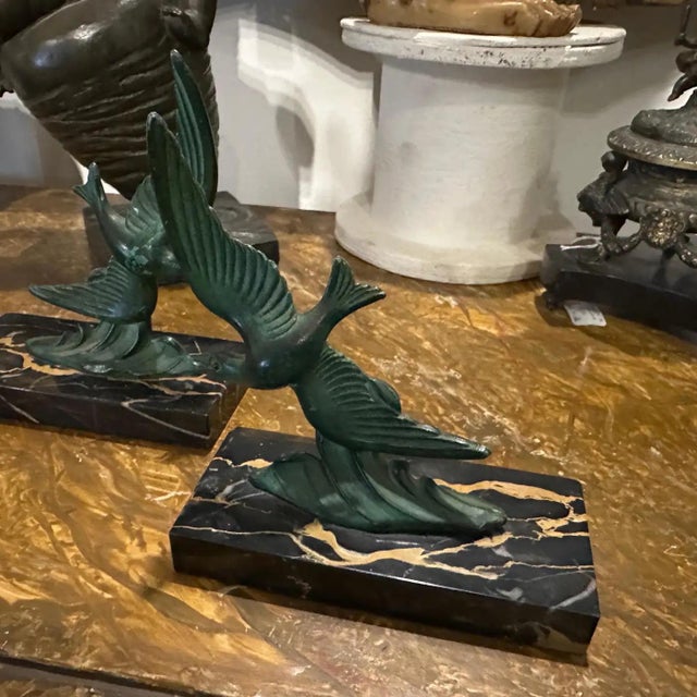 Art Deco 1930s Art Deco Marble and Green Metal French Birds Bookends - a Pair For Sale - Image 3 of 10