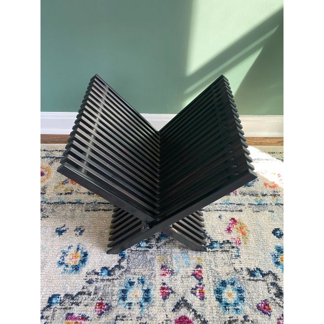 Late 20th Century Mid-Century Modern Black Acrylic Foldable Magazine Rack For Sale - Image 4 of 12