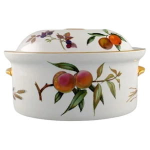 English Large Evesham Lidded Tureen in Porcelain from Royal Worcester, 1980s