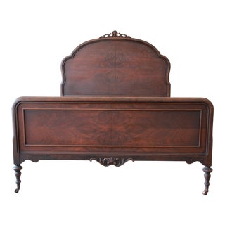 Sligh Antique Carved Walnut Full Size Bed For Sale
