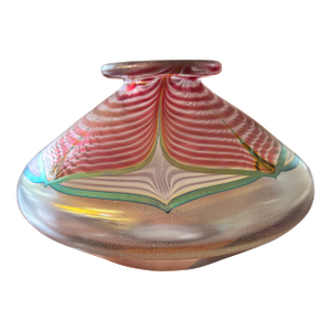 Stuart Abelman 1986 Signed Iridescent Art Glass Vase V152-212-1986