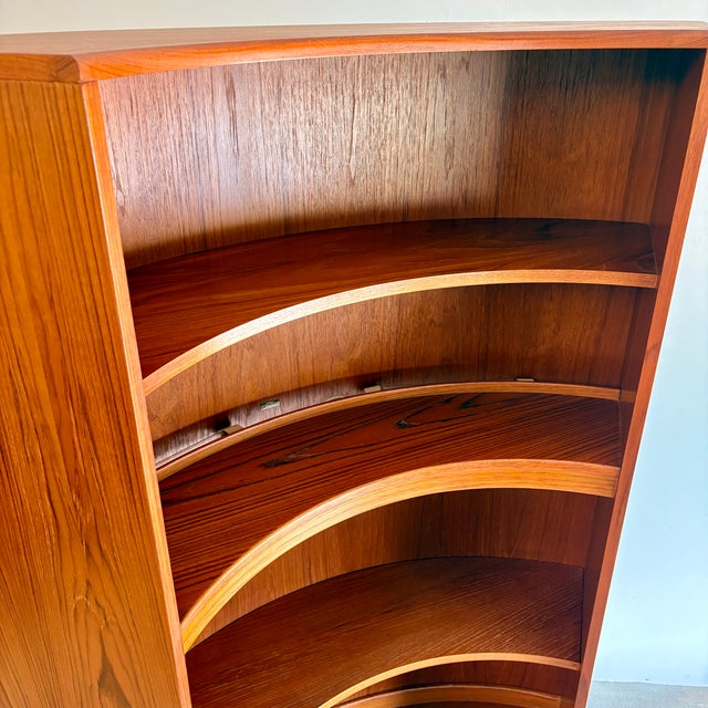 Mid-Century Modern 1970s Mid-Century G Plan Teak Corner Cabinet / Bookcase With Curved Door For Sale - Image 3 of 11