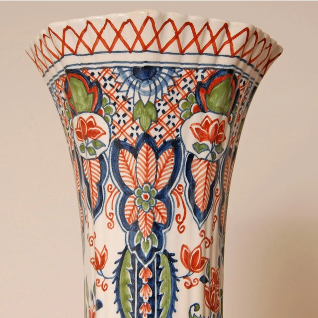 AK Dutch Delftware Delft Vases Polychrome Delftware Chinoiserie Garniture of Vases Set of 3 For Sale - Image 4 of 16