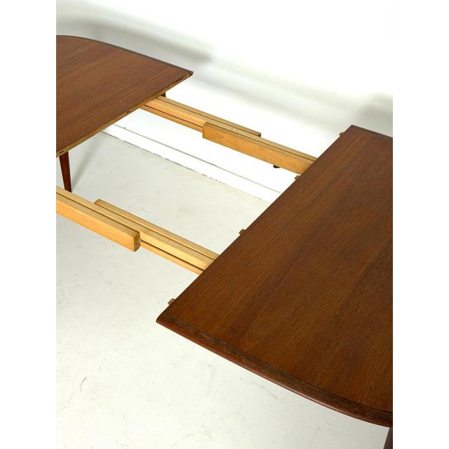 1960s Danish Extendable Teak Dining Table, 1960s For Sale - Image 5 of 15