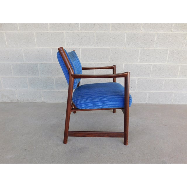 Mid-Century Rosewood Modern Arm Lounge Chair For Sale - Image 18 of 18