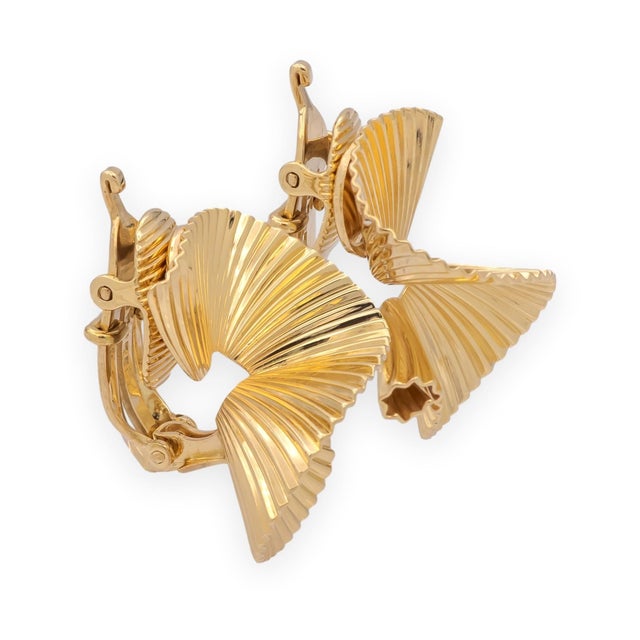 Gold 1950s Retro Tiffany & Co. George Schuler 14k Yellow Gold Swirl Clip on Earrings 1950's, A Pair For Sale - Image 8 of 12