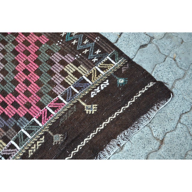 1960s Oversize Handmade Oushak Turkish Kilim Rug For Sale - Image 10 of 11