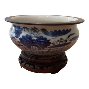 Antique Collectable Qianlong Period Blue and White Glazed Porcelain Censer/Bowl on Wood Base