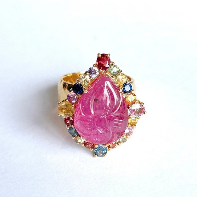 Bochic “Orient” Carved Ruby & Multi Sapphire Cluster Ring Set 18K & Silver, Size 9.5 For Sale - Image 10 of 12