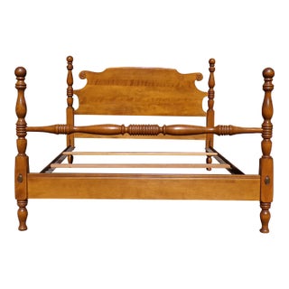 Vintage Ethan Allen Baumritter Solid Maple Full Double Cannonball Poster Bed For Sale