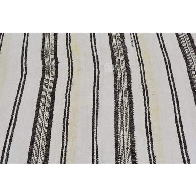 Turkish Vintage Turkish Hand Knotted Flatweave Kilim, 5'3x6'3 For Sale - Image 3 of 4