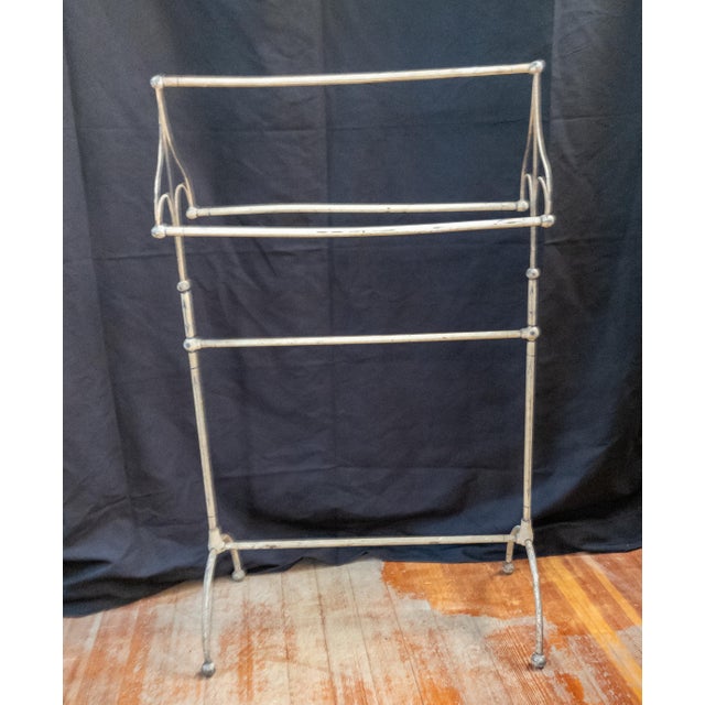 19th Century Victorian White and Blue Painted Wire and Metal Towel Drying Rack For Sale - Image 4 of 16