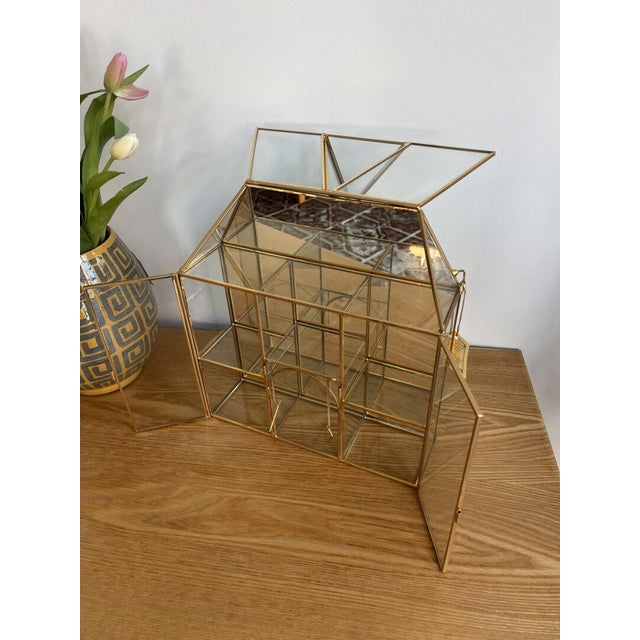 Mid-Century Modern Italian Curiosity Cabinet in 14k Gold Brass For Sale - Image 3 of 16