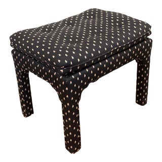 Mid 20th Century Parsons Style Ottoman Black and White and Pink Spotted Upholstered Button-Tufted Bench For Sale