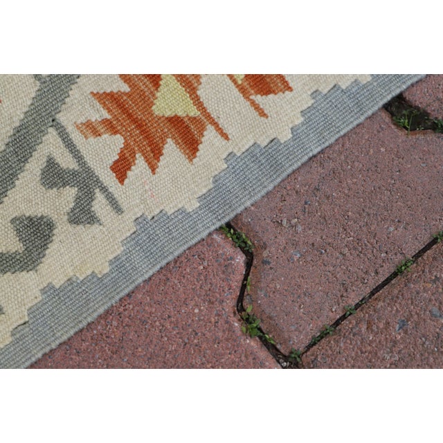 1970s Southwestern Style Geometric Turkish Kilim Rug For Sale In Sacramento - Image 6 of 7