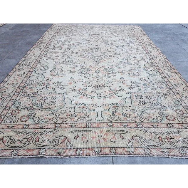 Art Deco 1960s 6x9 Oushak Bohemia Area Carpet For Sale - Image 3 of 11