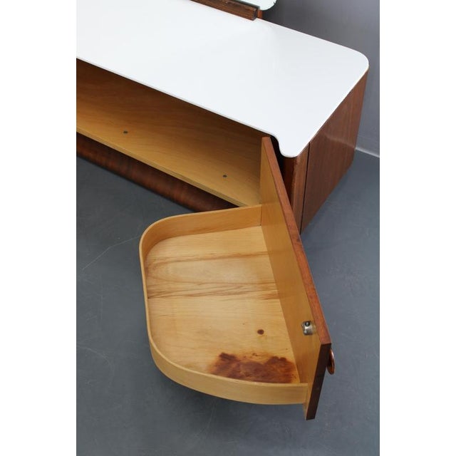 Mirror Cabinet from Jindrich Halabala, Czechoslovakia, 1940s For Sale - Image 17 of 18