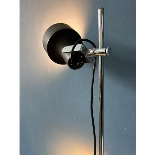 Mid-Century Brown Anvia Floor Lamp For Sale - Image 4 of 11