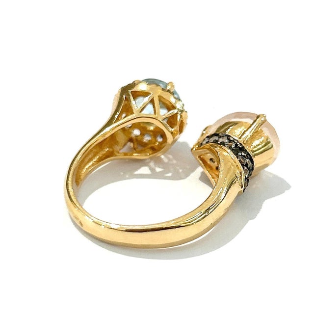Early 21st Century Bochic "Orient" Vintage Rose Quartz & Blue Topaz Ring Set In 18K Gold & Silver For Sale - Image 5 of 18