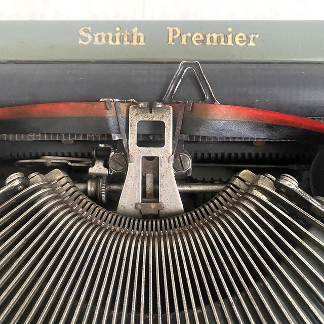 Premier Portable Typewriter from Smith, 1930s For Sale - Image 9 of 11