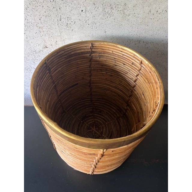 Wood Large Vintage Pencil Reed Rattan Planter With Brass Rim, Italian Riviera Style For Sale - Image 7 of 7