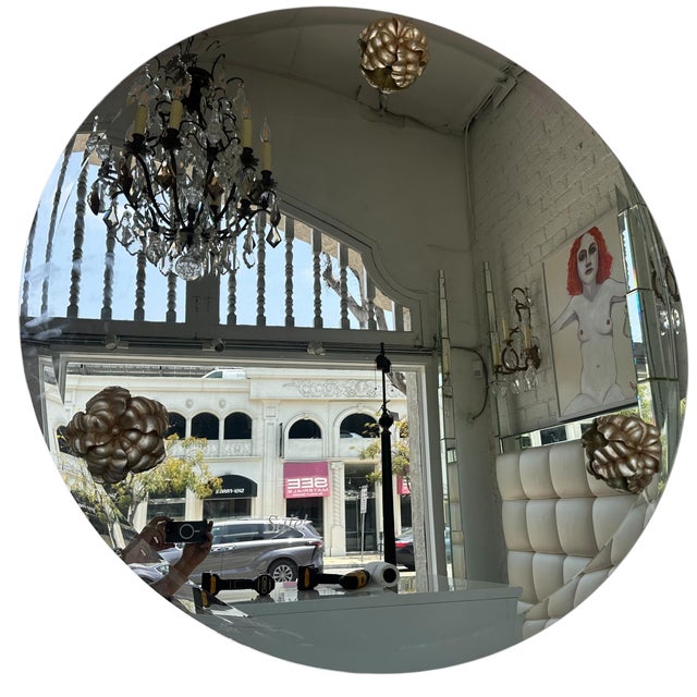 1990s Rare Sally Sirkin Lewis for J. Robert Scott Art Deco Round Giltwood Magnolia Mirror For Sale - Image 5 of 5