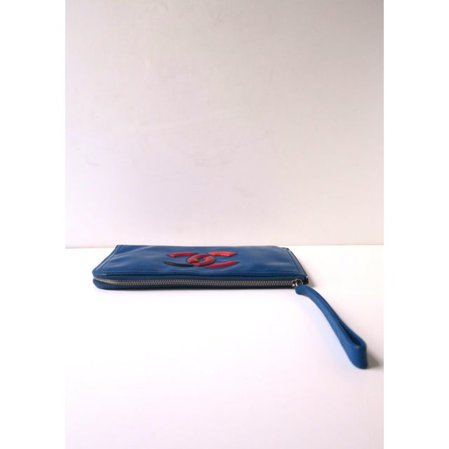 Chanel Handbag Clutch Leather With Wrist Strap, Cobalt Blue, Circa 2010s For Sale - Image 10 of 15