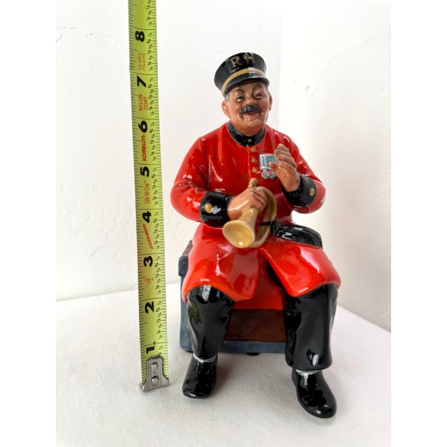 Royal Doulton Figurine ~ “Past Glory” ~ Hn 2484 For Sale - Image 10 of 12