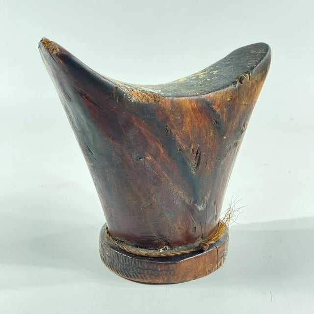 Brown Early 20th Century Wood Headrest Ethiopia MATTER COLLECTION For Sale - Image 8 of 10
