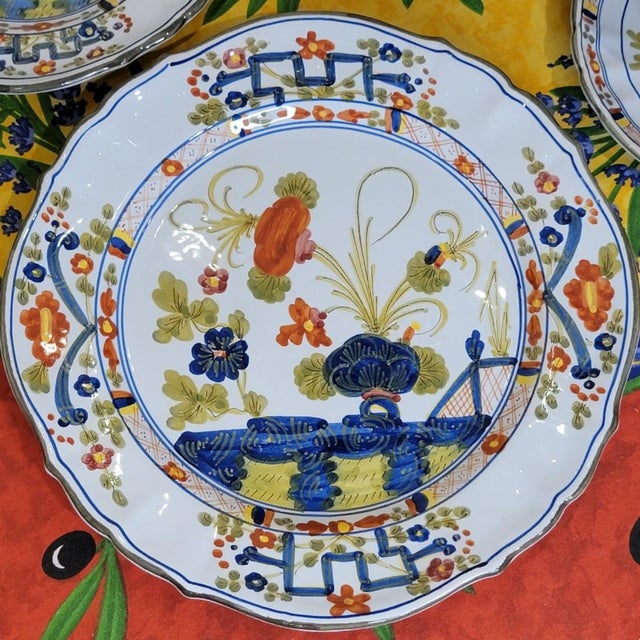 The Faenza Garofano (Blue Carnation) pattern is a highly collectible, traditional Italian majolica. Pieces marked with AMM...