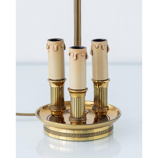 French Empire Brass Three-Light Bouillotte Lamp with Gilt Laurel Tôle Shade For Sale - Image 13 of 18