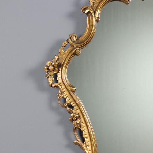 Baroque Style Carved and Gilded Mirror For Sale - Image 4 of 10