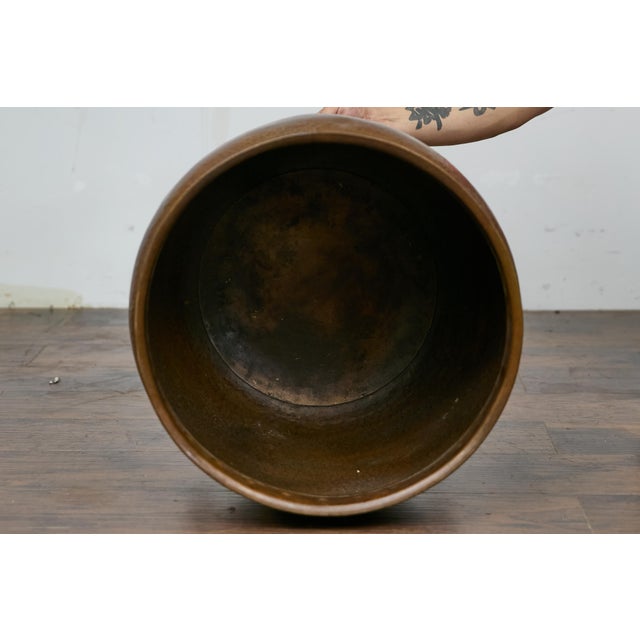 Mid-Century English Copper Planter with Paw Feet - Arts and Crafts Style For Sale - Image 11 of 12