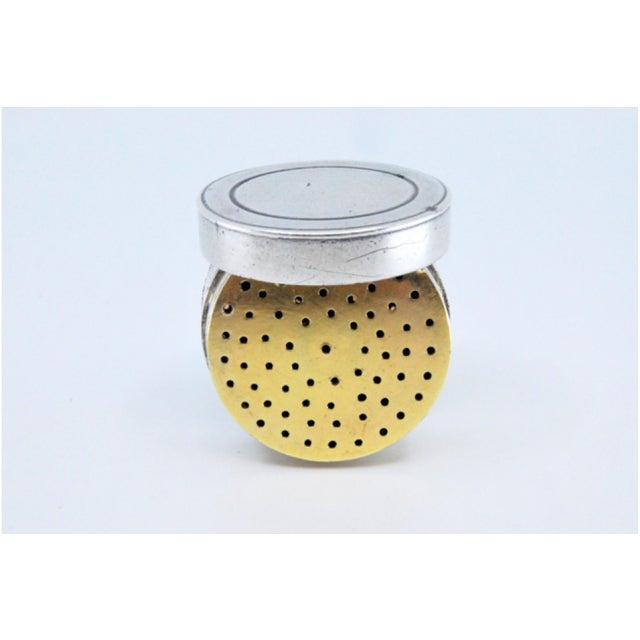 Gold George III Round Silver and Gold Vinaigrette Box For Sale - Image 8 of 11