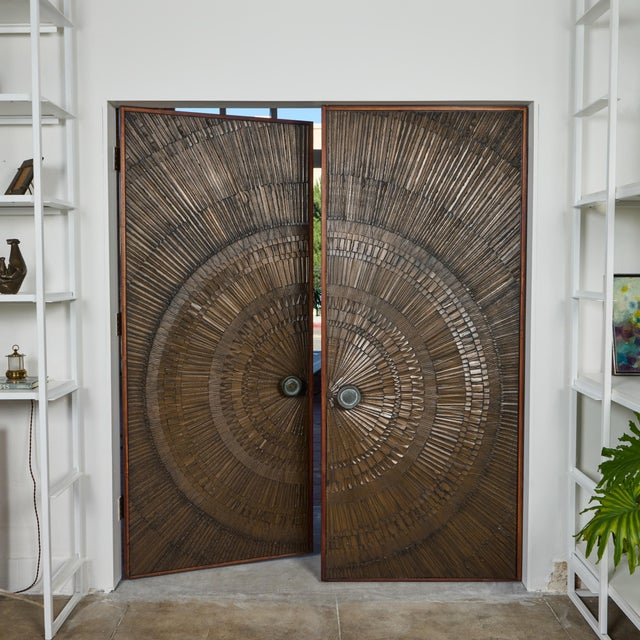 1970s "Heroic Sunburst" Bronze Doors by Billy Joe McCarroll and David Gillespe for Forms and Surfaces For Sale - Image 5 of 12