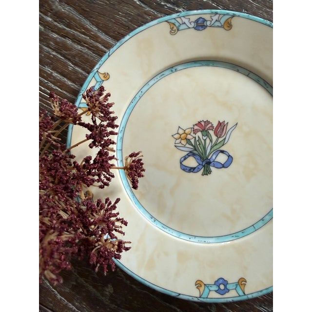 Villeroy & Boch 1990s Villeroy Boch Castellina 8.25 Inch Plates Citta Campagna Floral Fruit Dinnerware - Set of 6 For Sale - Image 4 of 9