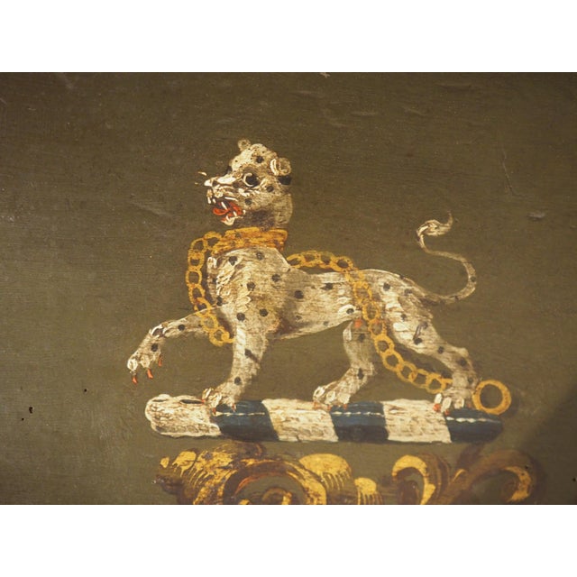 English Rare 18th Century English Lacquered Curricle Gig Seat With Coat of Arms For Sale - Image 3 of 18