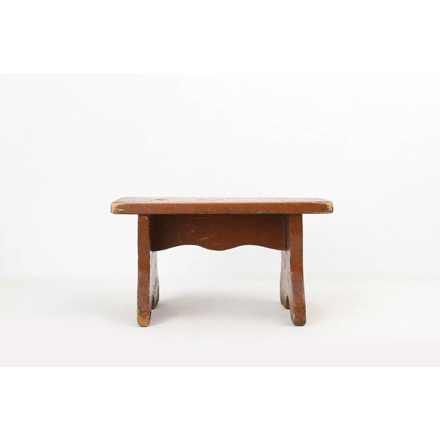Mid-Century Modern Low French Rustic Church Stool in Terracotta Painted Wood, 1890s For Sale - Image 3 of 11