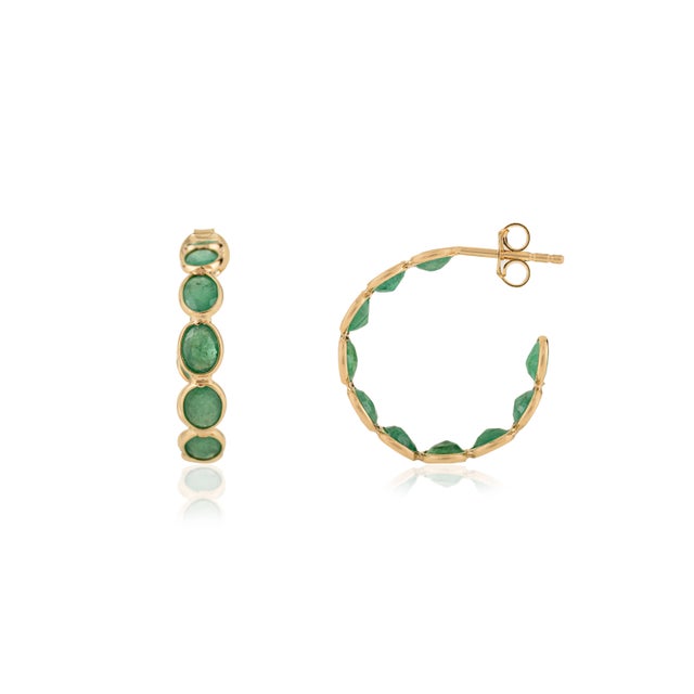 Boho Chic 4.2 Carat Emerald Oval Chic Hoop Earrings in 18k Solid Gold for Women- A Pair For Sale - Image 3 of 11