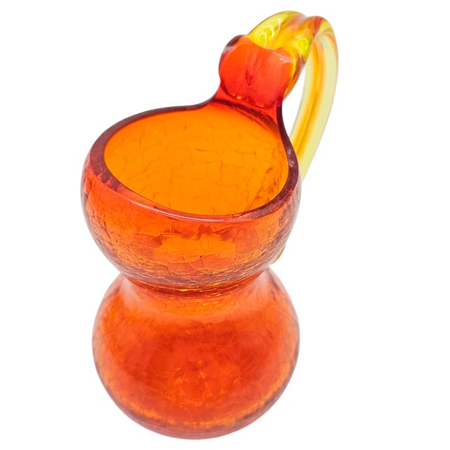 Vintage Pilgrim Glass Tangerine Crackle Pitcher With Applied Yellow Handle, Hand Blown Usa For Sale - Image 4 of 9