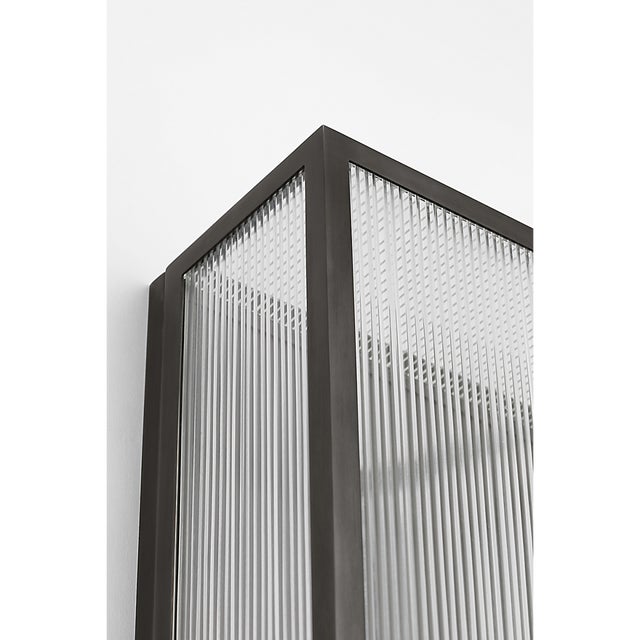 Visual Comfort Barbara Barry for Visual Comfort Signature York 24" Double Box Sconce in Bronze with Clear Ribbed Glass For Sale - Image 4 of 9