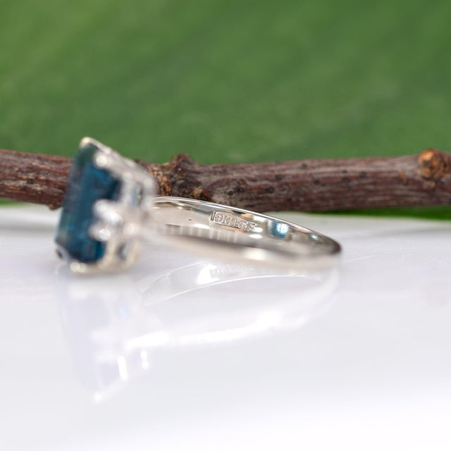 4Ct London Blue Topaz Estate Ring With Natural Diamond Accents: Solid 10k Gold, Size 6.75 For Sale - Image 9 of 9
